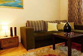 P&J Apartments