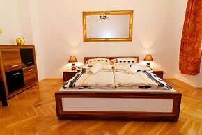 P&J Apartments