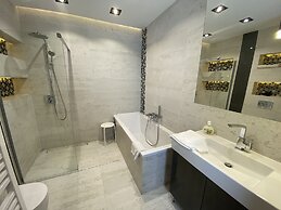 P&J Apartments