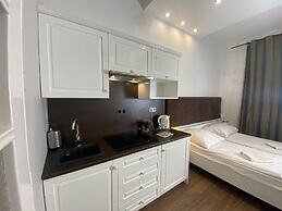P&J Apartments