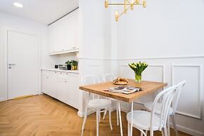 P&J Apartments