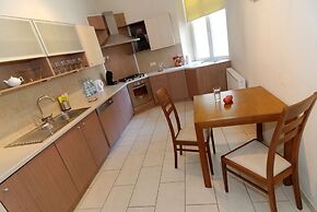 P&J Apartments