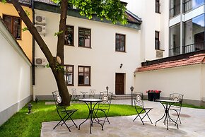 P&J Apartments
