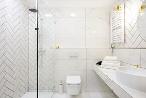 P&J Apartments