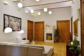 P&J Apartments