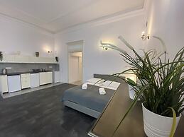 P&J Apartments