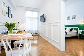 P&J Apartments