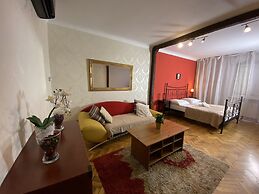 P&J Apartments