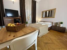 P&J Apartments