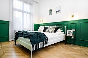 P&J Apartments