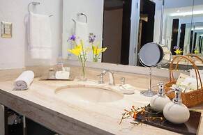 ANTARA HOTEL & SUITES - MIRAFLORES