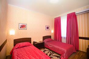 City Club Hotel