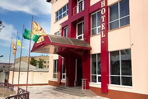 City Club Hotel