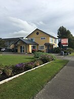 Monarch Motel