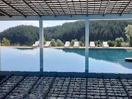 Pinerose Resort
