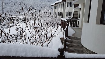 Pinerose Resort