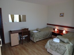 Pinerose Resort