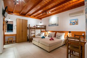 Kontaratos Studios & Apartments