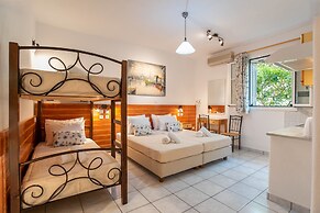 Kontaratos Studios & Apartments