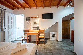 Kontaratos Studios & Apartments