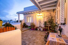 Kontaratos Studios & Apartments