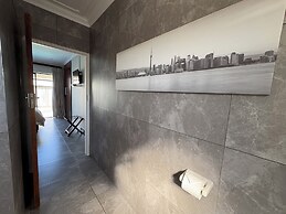 Le Blue Guesthouse