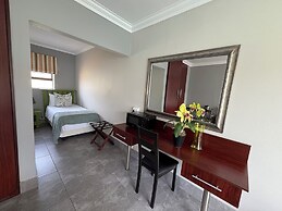 Le Blue Guesthouse