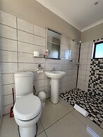 Le Blue Guesthouse