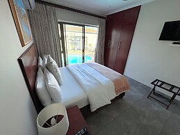 Le Blue Guesthouse