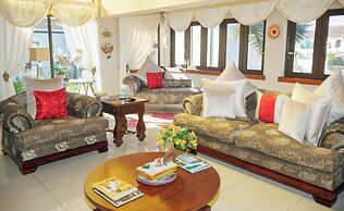 Le Blue Guesthouse