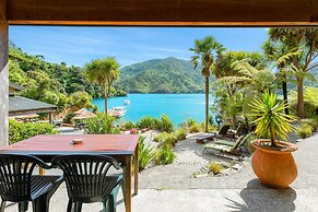 Lochmara Lodge