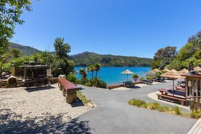 Lochmara Lodge