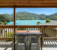 Lochmara Lodge