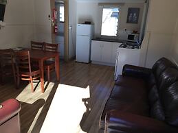 Kickback Cottages