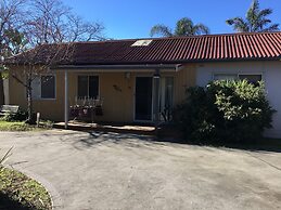Kickback Cottages