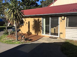 Kickback Cottages