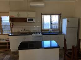 Kickback Cottages