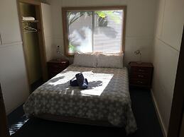 Kickback Cottages