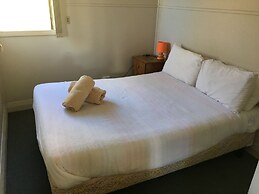 Kickback Cottages