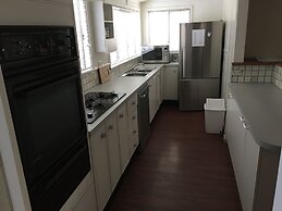 Kickback Cottages