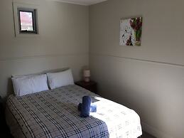 Kickback Cottages