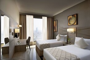 Two Seasons Hotel & Apartments