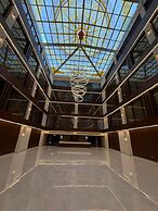 Two Seasons Hotel & Apartments
