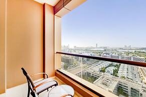 Two Seasons Hotel & Apartments