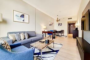 Two Seasons Hotel & Apartments