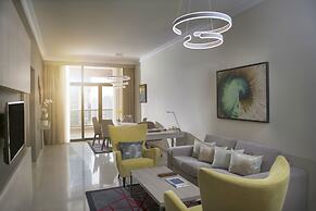 Two Seasons Hotel & Apartments