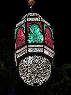 Riad Layalina