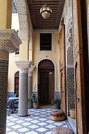 Riad Layalina