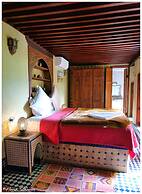 Riad Layalina