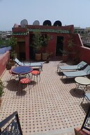 Riad Layalina